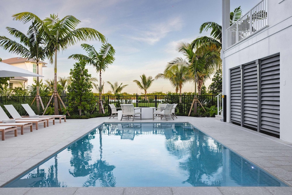 The Joyrise House at Solaire Lunara Bay