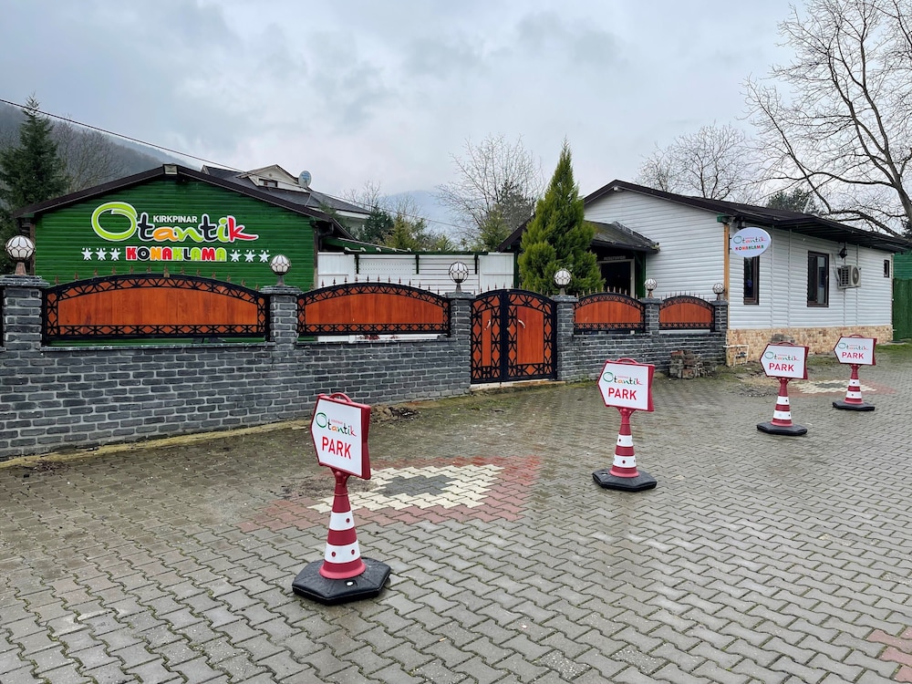 Hotel Kirkpinar Otantik Otel - Image 1