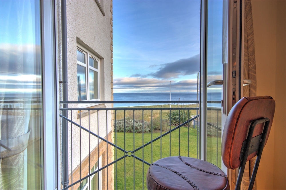 No 10 The Links Apartment Brora