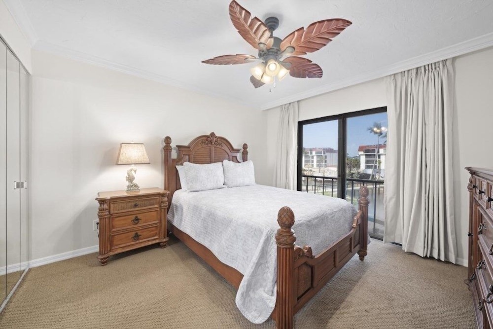 Pointe Santo A24 3 Bedroom Condo