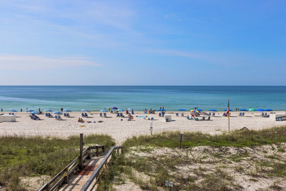 Emerald Key by Southern Vacation Rentals