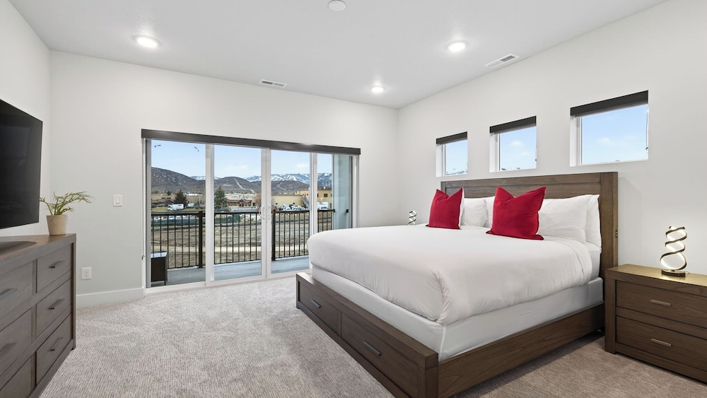 Spacious Park City Home w/ Hot Tub & Game Room Near Skiing & Trails Poppy Peak by Avantstay