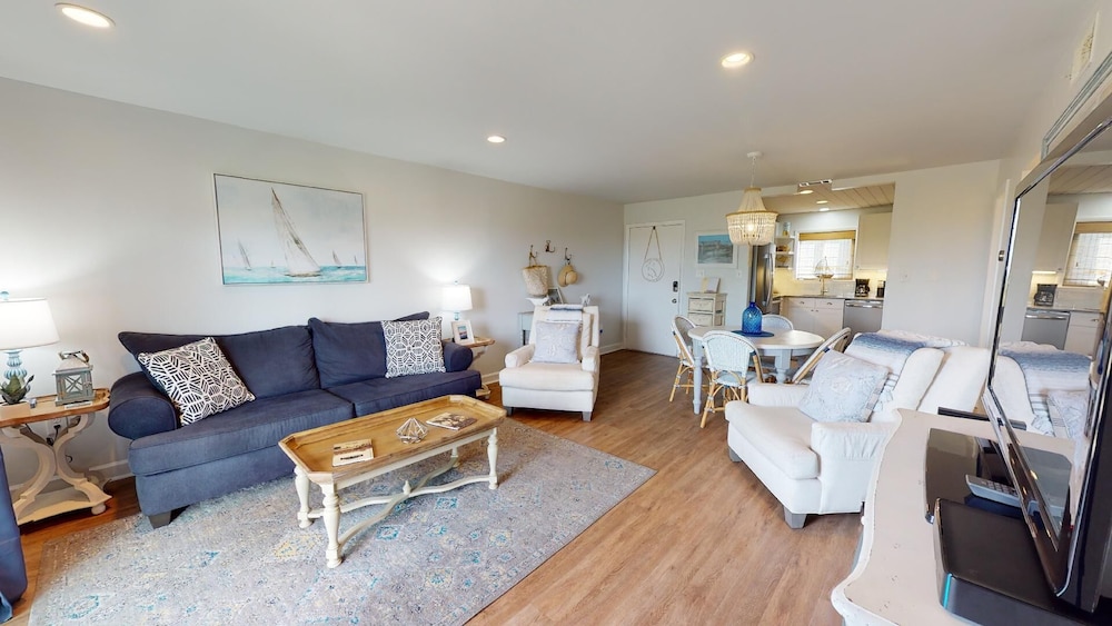 Lighthouse Point 2 by Tybee Vacation Rentals