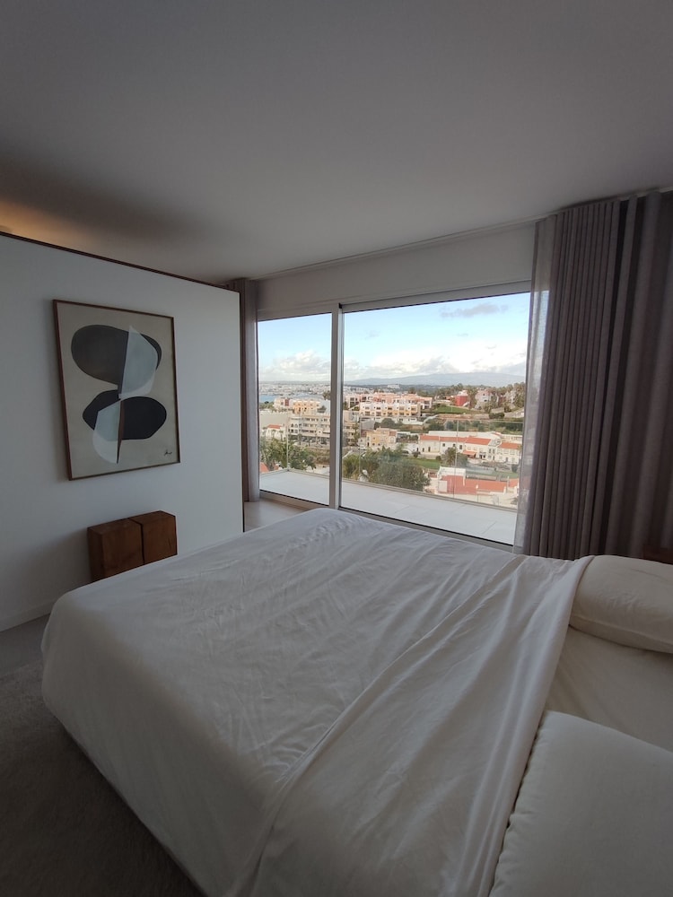 2 Terraces Flat River and Marina View
