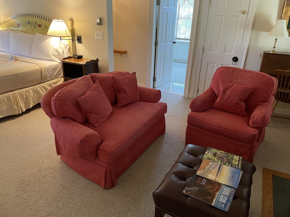 Wilmington Vacations - The Inn at Montchanin Village, a Historic Hotel of America - Property Image 63