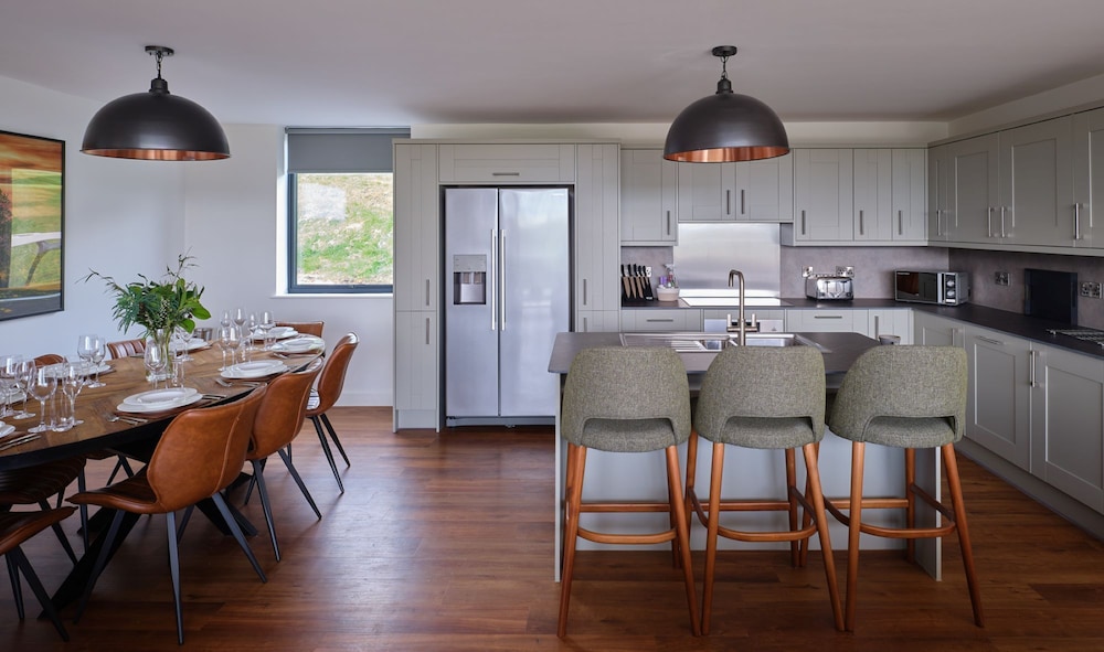 Valley View 4 Bedroom Lodge 1