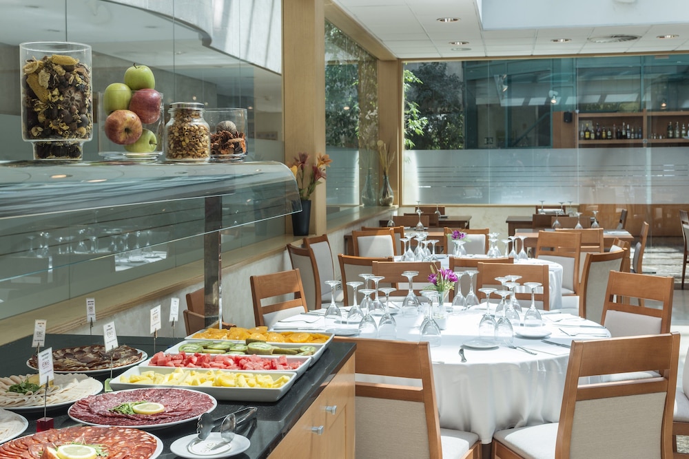 Las Rozas de Madrid Vacations - Exe Gran Hotel Almenar - Property Image 8