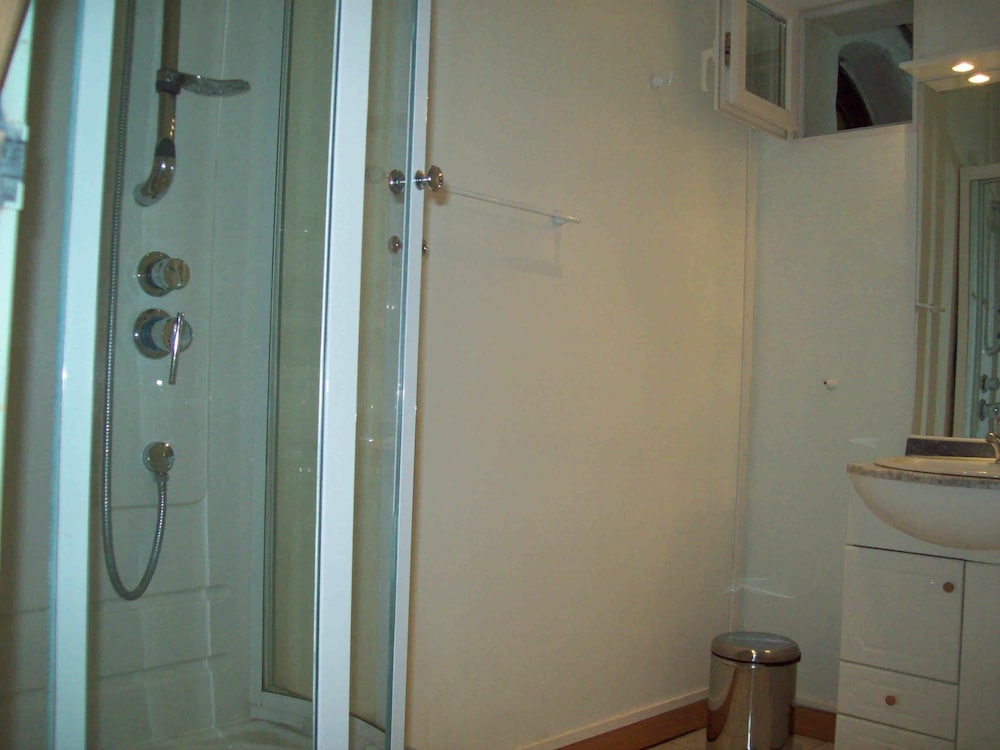 Photo 31