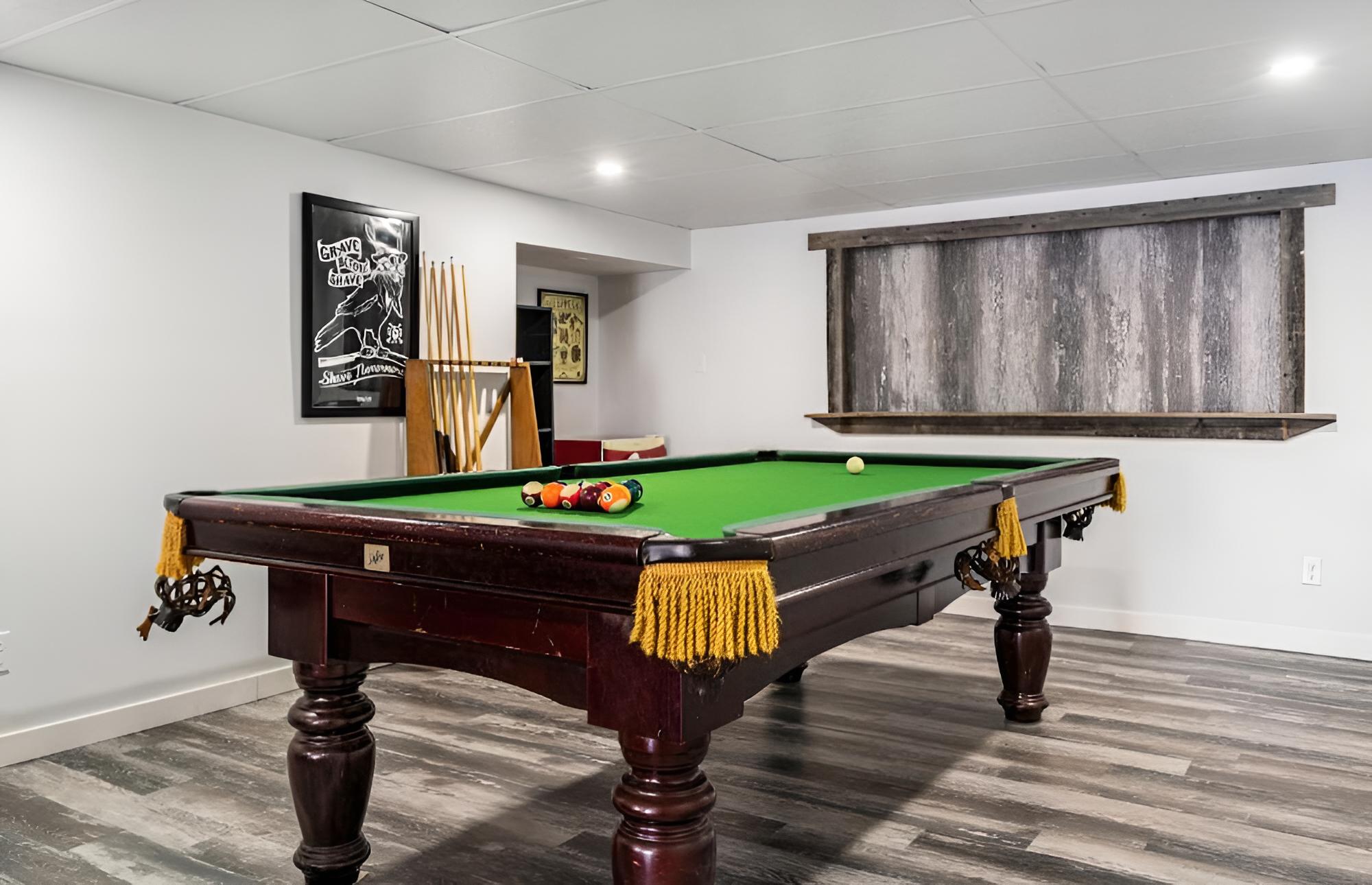 Adventure Nest I No Service Fees I Pool Table I TV