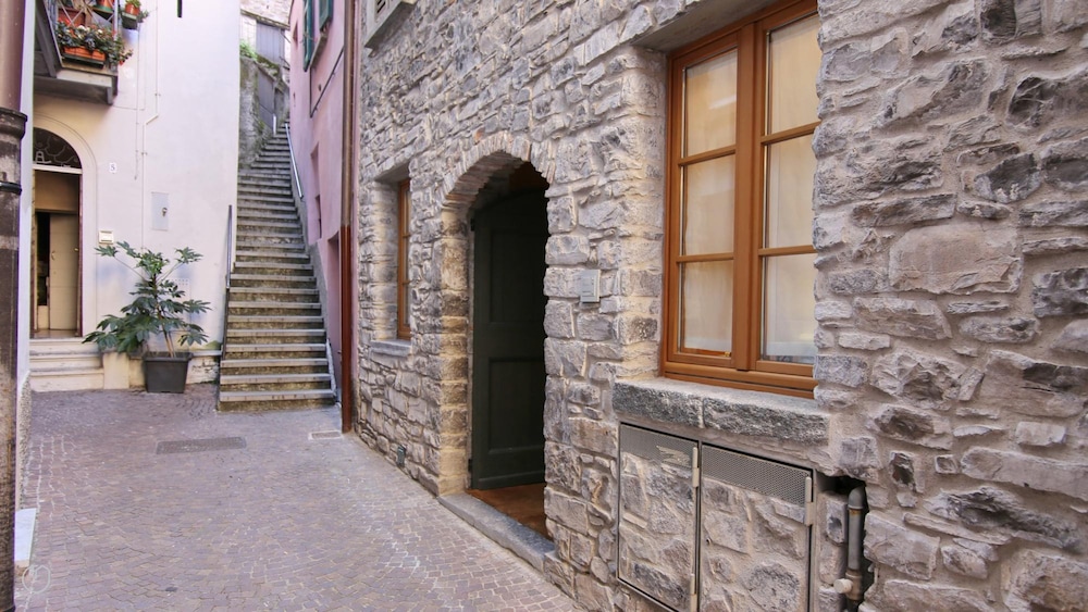 Tremezzo - Torno view 4