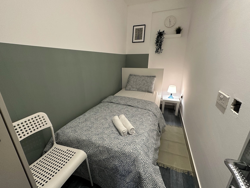 Beautiful Partition Room in Al barsha 1