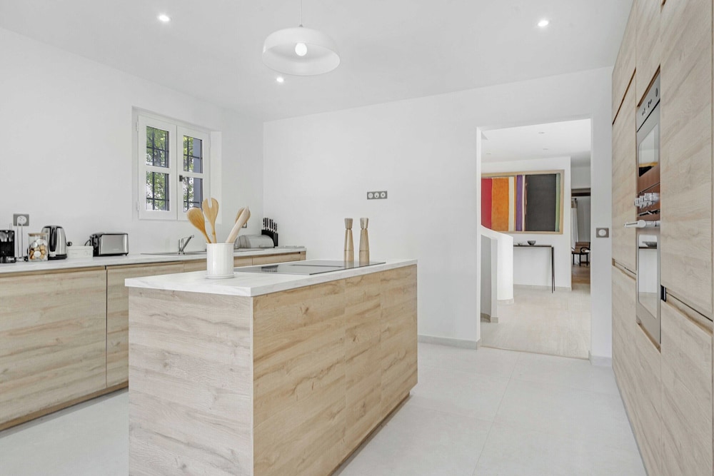 Exceptional Villa- AC- 5br-10p- Baie des Canebiers