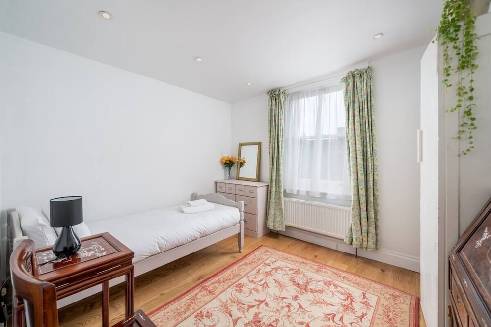Stunning house near Notting Hill