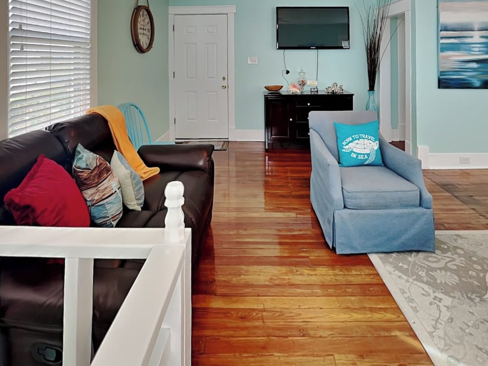 Seawall Celebration Manor by Ryson Vacation Rentals