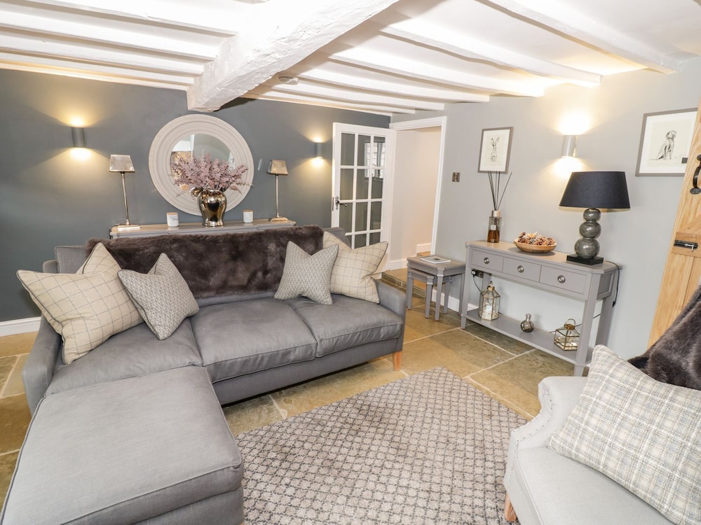 Cotstone Cottage