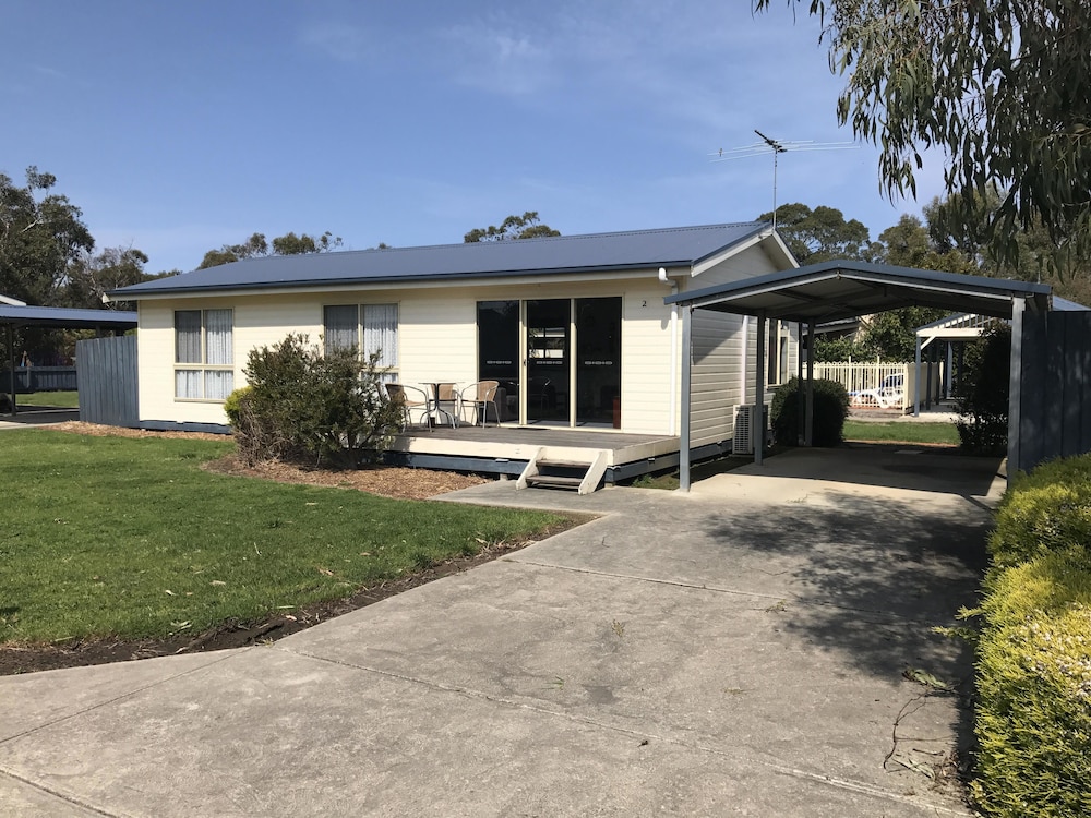 Hotel Woodbyne Resort - Image 1