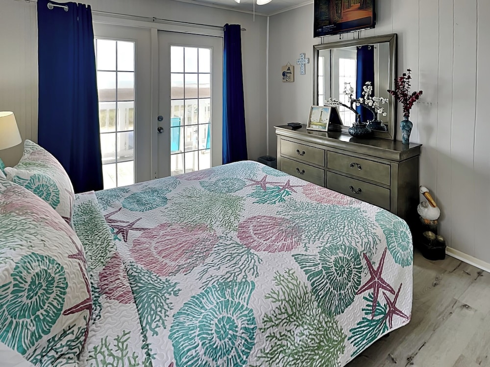 Bayview Cottage by Ryson Vacation Rentals
