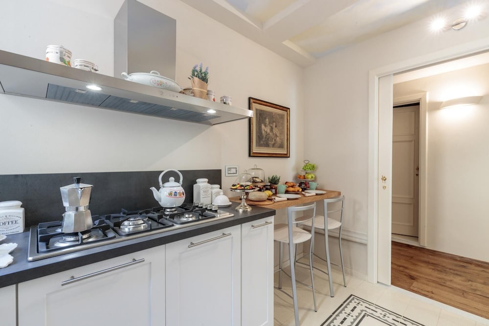 The Medieval Penthouse 5 Bedrooms photo 5