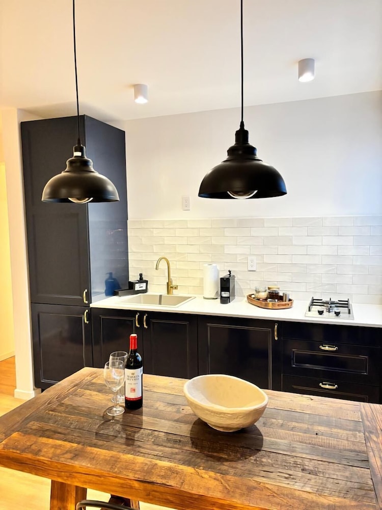 Bright & sweet unit in middle Polanco
