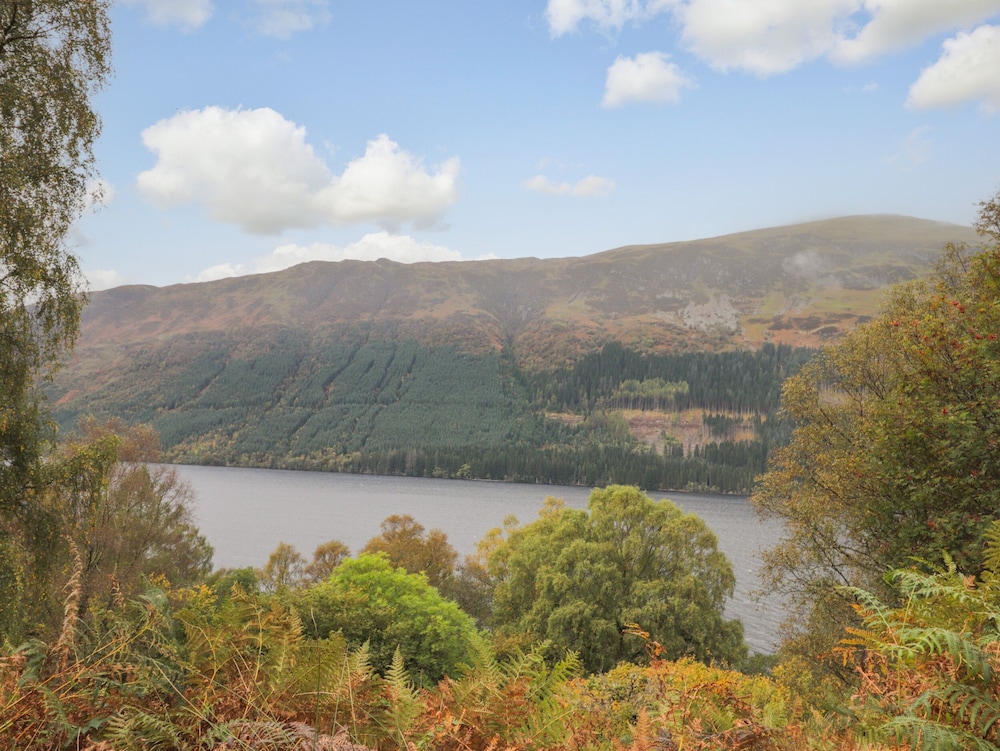 Lochside, 1 The Corries