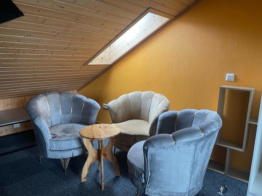 Arctic Skyview Retreat in Tromso - With Parking