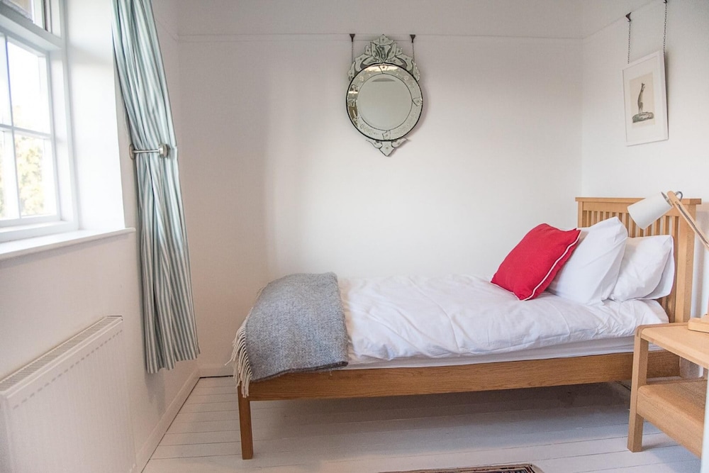 Partridge Cottage Shottisham