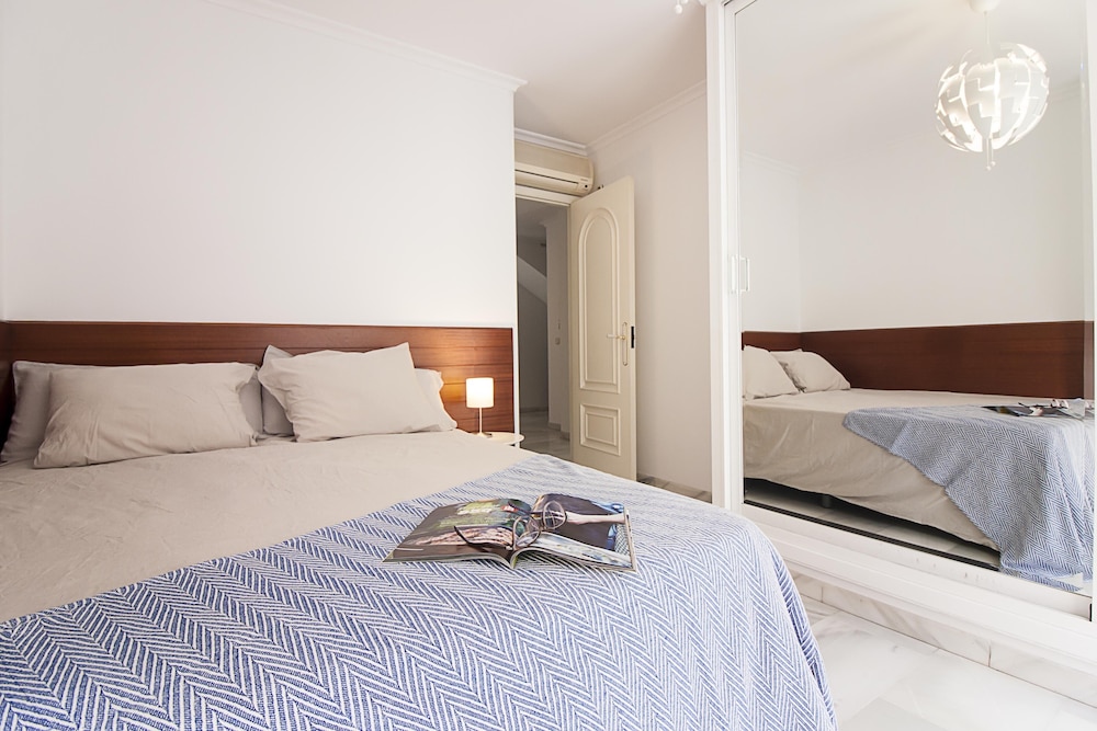 Tomas FreshApartments by Bossh Hotels