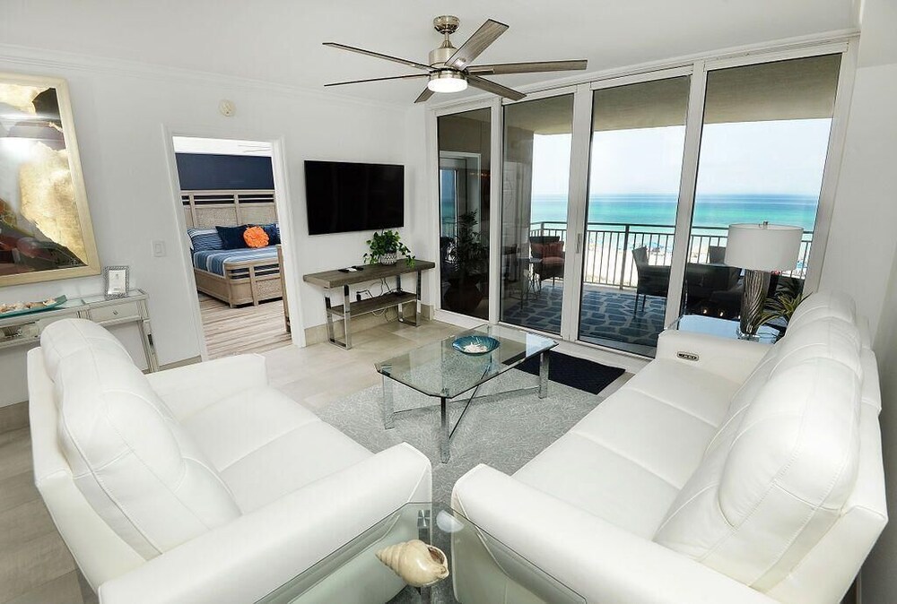 Emerald Beach 325