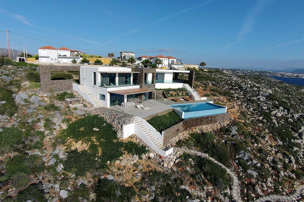 Tersanas Villas