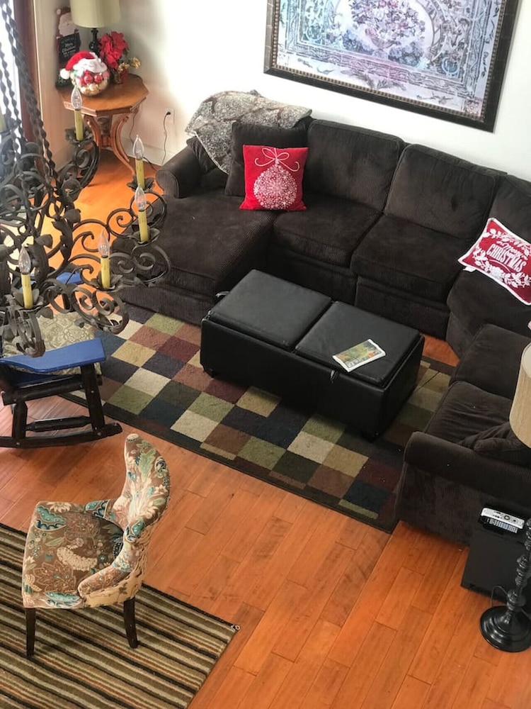 Vacation Home Near Golf Course Hiking Sleeps 20