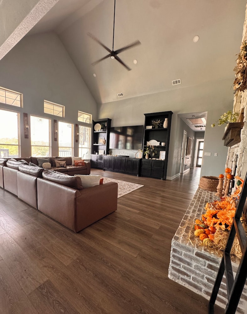 The Rustic Belle