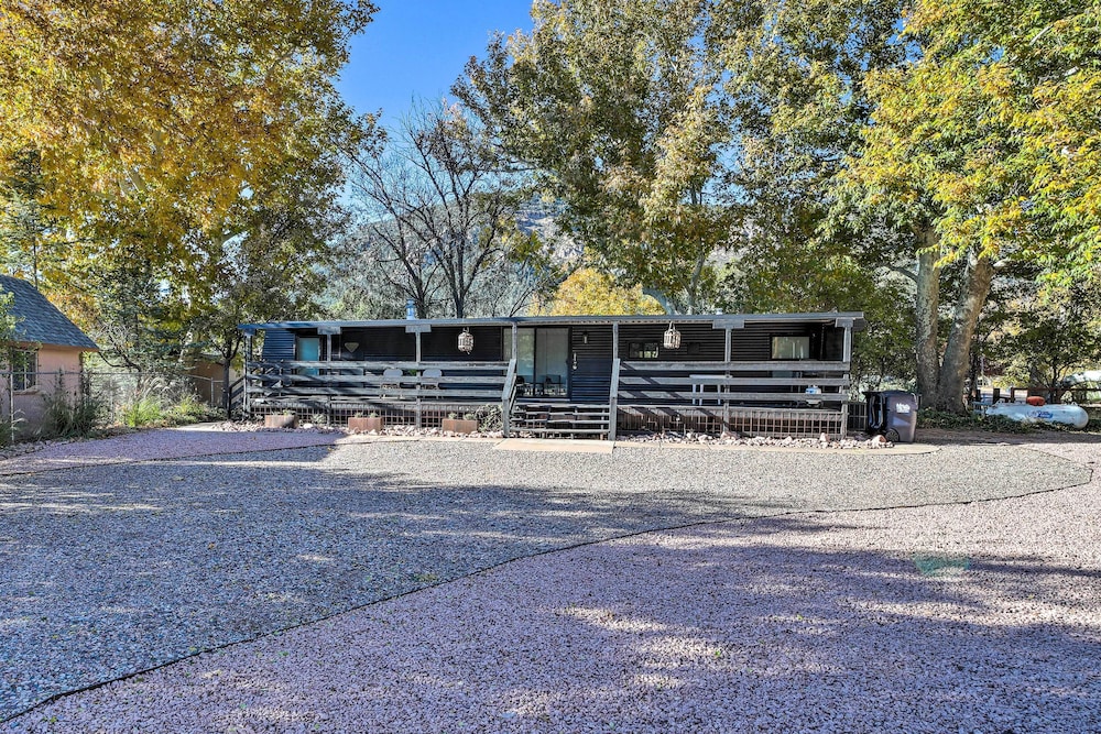Hot Tub & Deck: Waterfront Escape in Payson! view 4