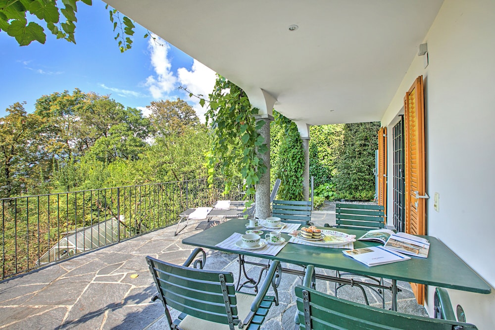 Honeymoon Love Retreat 1