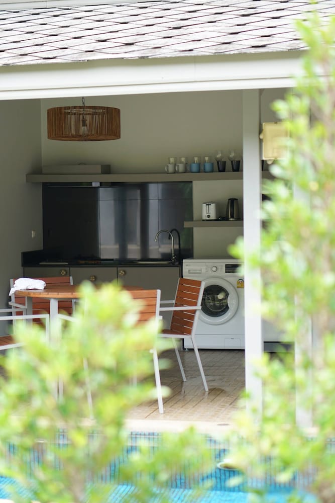 2 Bedroom Neer Phuket Airport