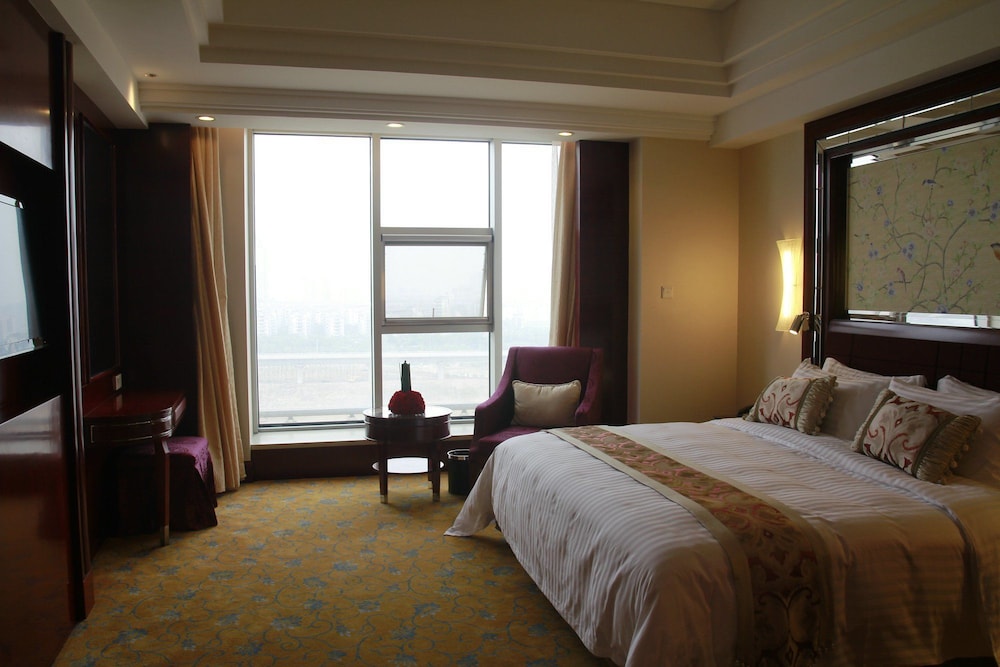 Xiaogan Yuji Grand Hotel
