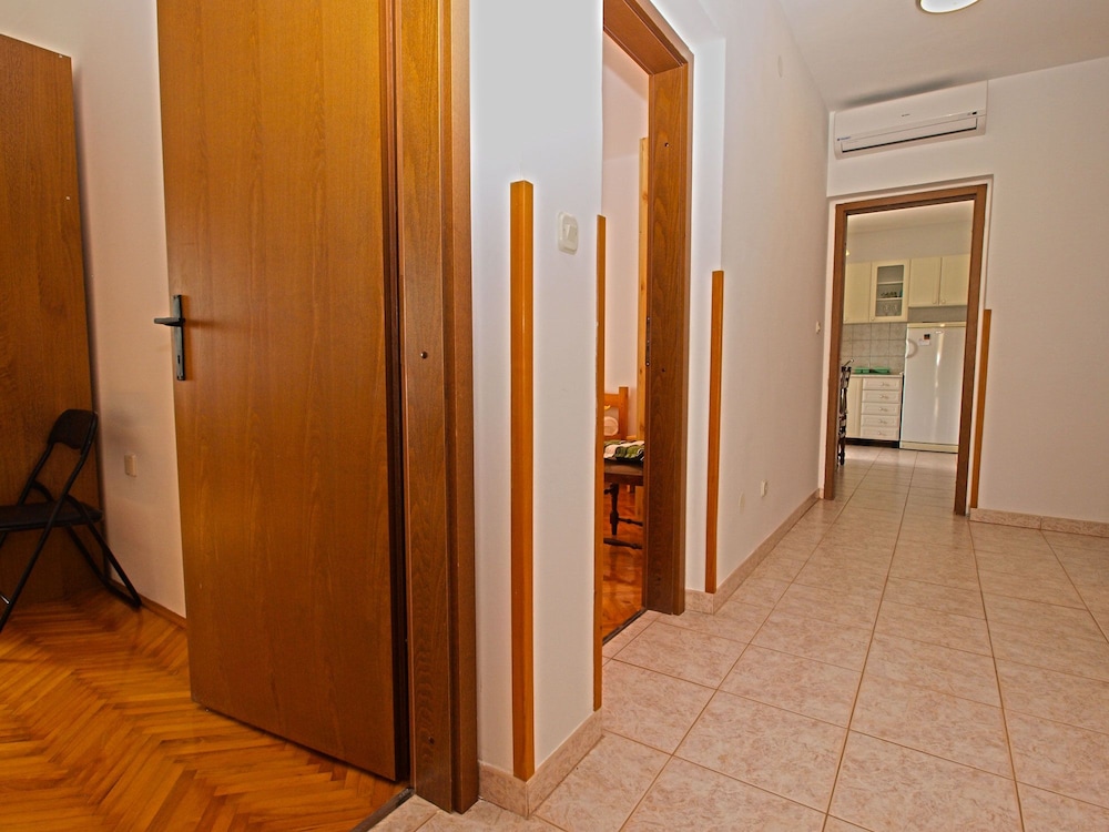 Apartment 39 view 2