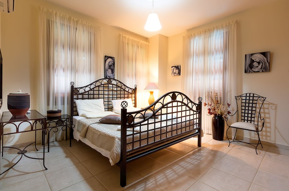 Irene Villa view 5