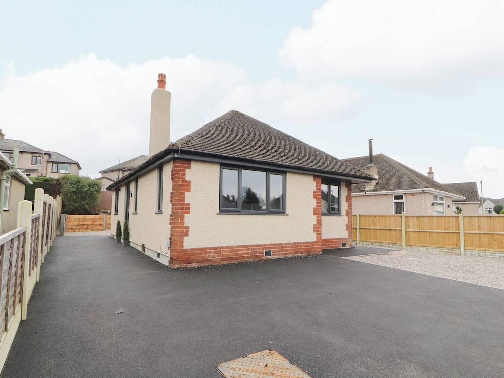 12 Merefell Road