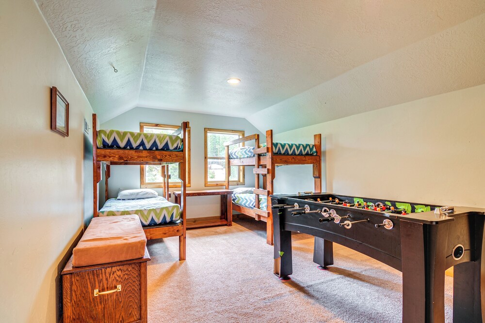 Brian Head Cabin < 1 Mi to Resort: Ski + Mtn Bike