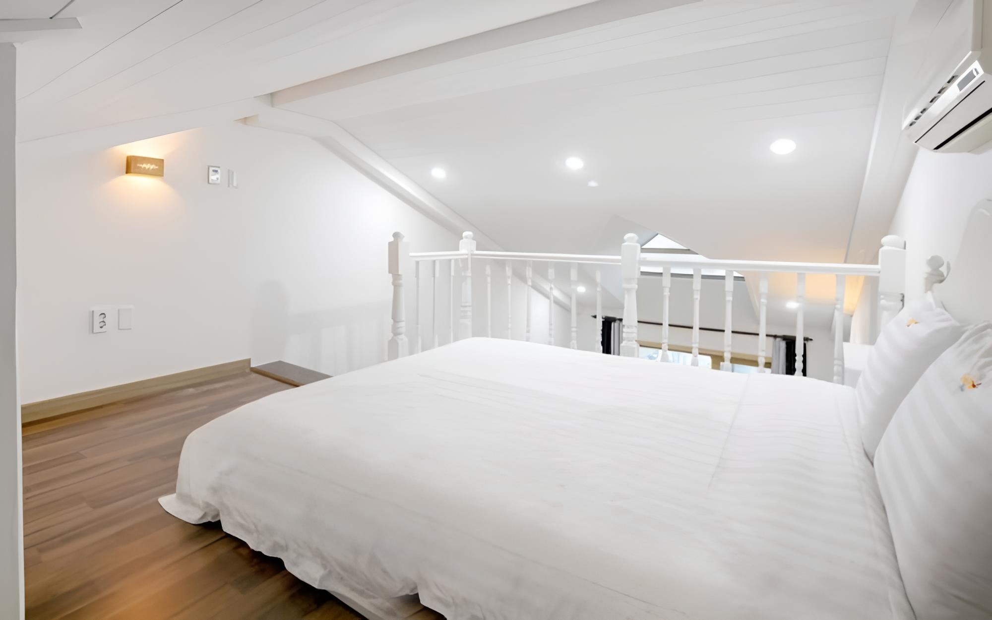 Taean Golden Wave Pension