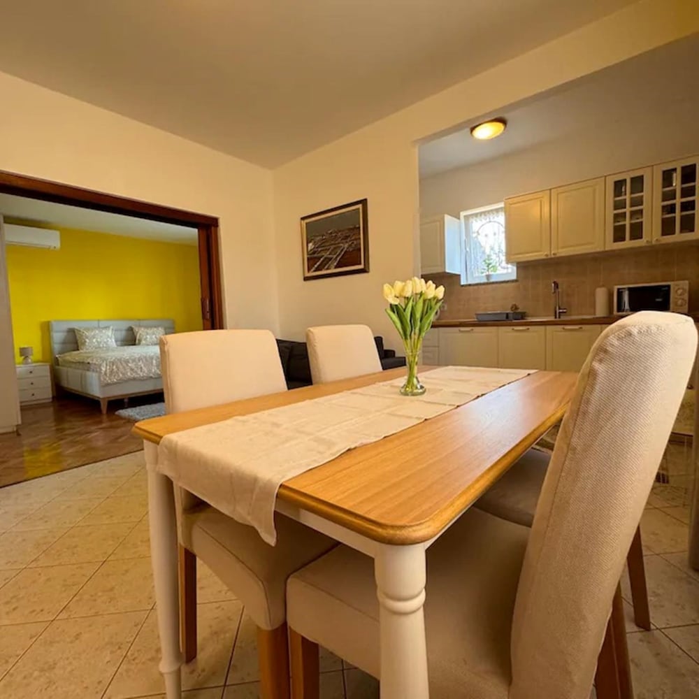 Apartments Folo