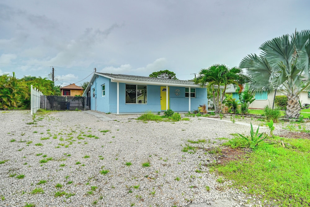 Updated Bonita Springs Home < 2 Mi to Beach! view 2