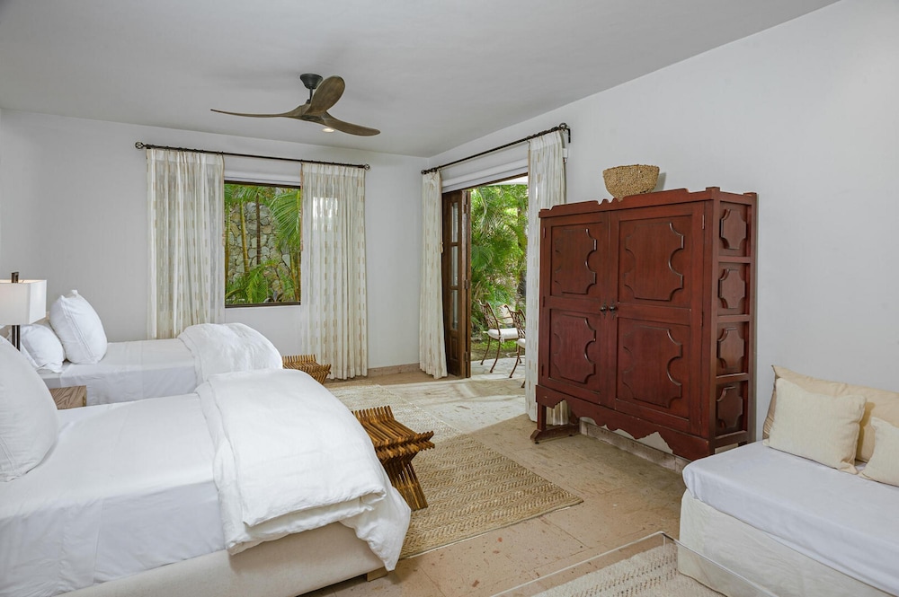 Casa de las Risas in Palmilla