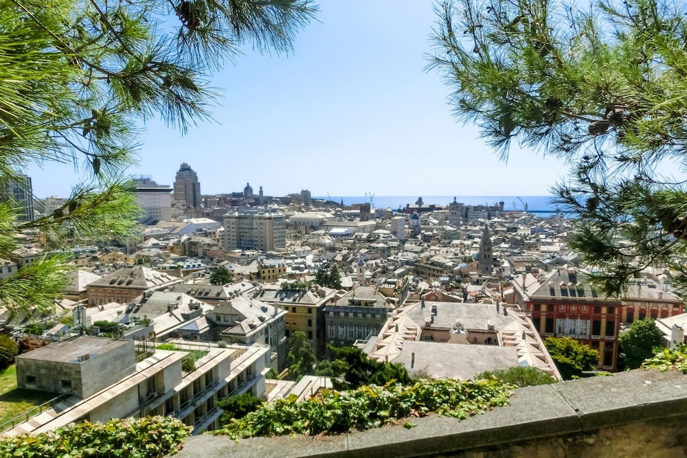 Apartment Vernazzola In Genova