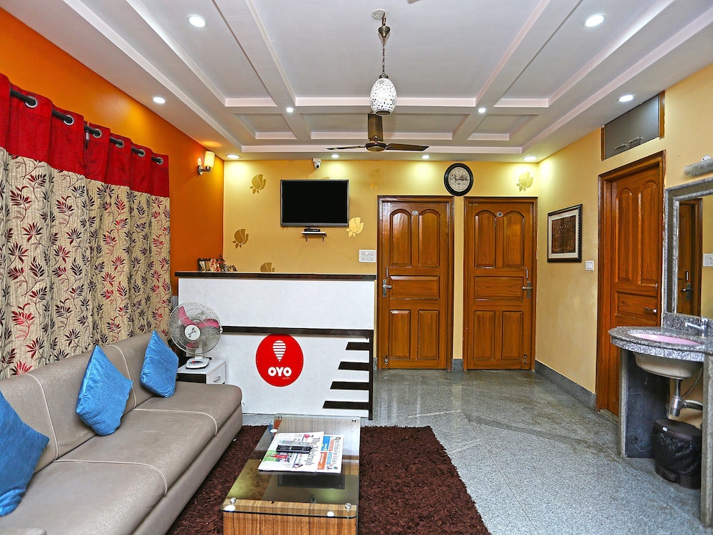 OYO 9718 Apartment near DLF IT Park