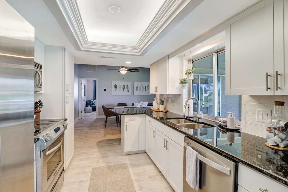 1201 SE 32nd Ter view 3