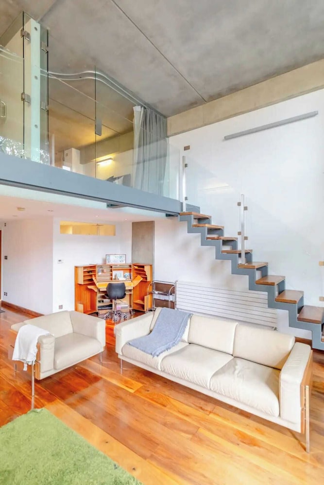 Incredible 2BD Loft by Regents Canal - Haggerston