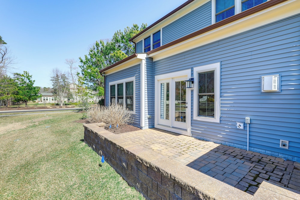 Swim, Hike & Chill: Spacious Ocean View Townhome!