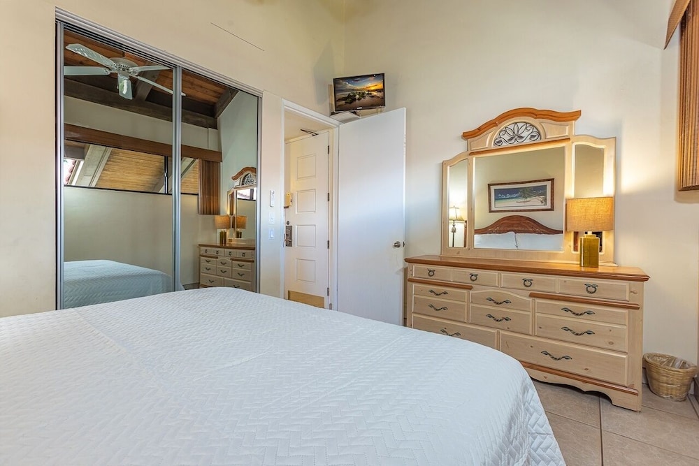Papakea G407 2 Bedroom Condo