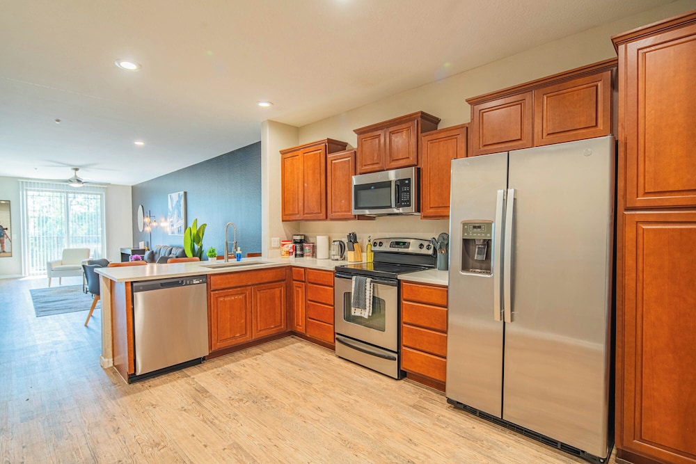 ROVE LIVING/KL - The Fredrick Tempe